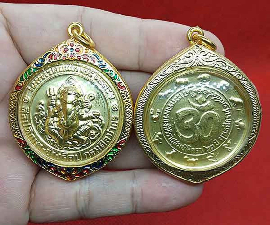 1 Pcs. Beautiful Thai Amulet Good Luck Success Buddha Hindu Om | Etsy