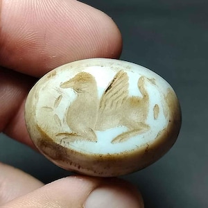 Coleccionable, hermoso intaglio, cuenta en forma de cúpula, única, rara, piedra de ágata, grifo, guardián, sello de cera, BC250103, amuleto antiguo, envío gratuito
