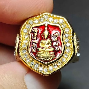 タイのお守りリング、ルアン・ポー・ソートン、日曜日の赤、慈悲、偉大なニヨム、平和と幸福、RA240306、送料無料