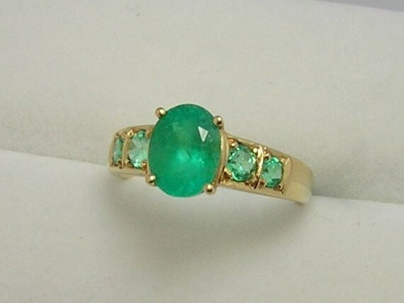 Colombian Emerald Oval Shape-Round 1.79 Cts Ring … - image 2