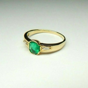 Colombian Emerald & Diamond Ring .60 Cts Oval Shape 18K Gold Size 7.25 US Muzo Mines image 3
