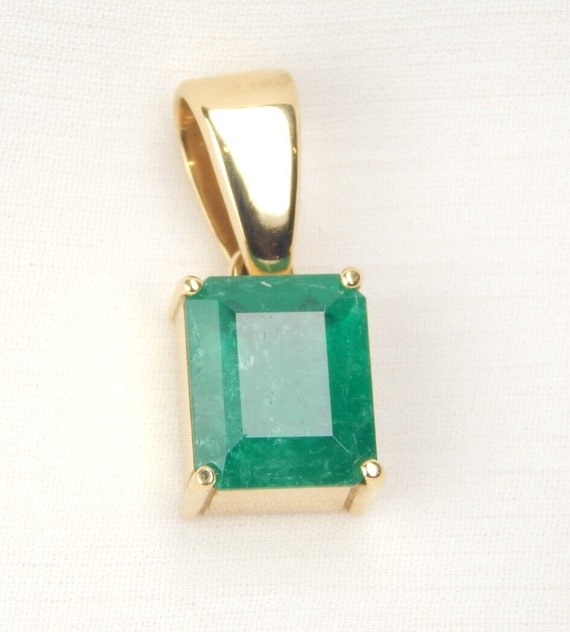 Colombian Natural Emerald Pendant 2.89 Cts Yellow… - image 1