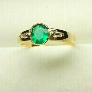 Colombian Emerald & Diamond Ring .60 Cts Oval Shape 18K Gold Size 7.25 US Muzo Mines image 5