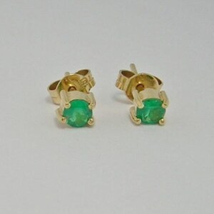 Colombian Emerald Stud Earrings Round 0.42 Cts 18K Yellow Gold Fine Jewelry Muzo Mines image 3