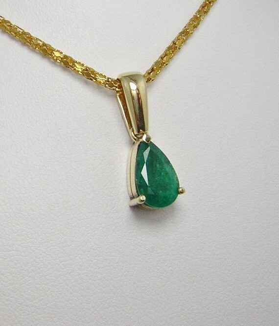 Colombian Emerald Pear Shape Solitaire Pendant 2.… - image 2