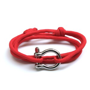Manila red cord bracelet
