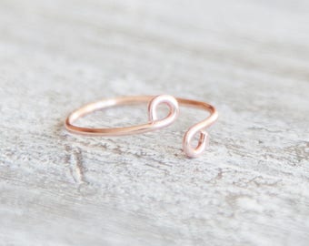 Minimalist Ring for Women, Rose Gold Ring, Dainty Ring for Her, Minimal Ring, Adjustable Wire Ring, Simple Ring, Gift for Women, Midi Ring