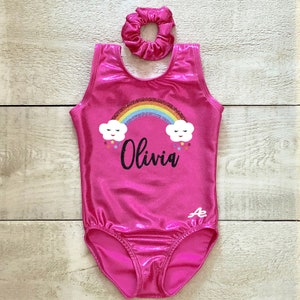 Gepersonaliseerde regenboogturntrui met naam ~ meisje 2 tot 10 jaar