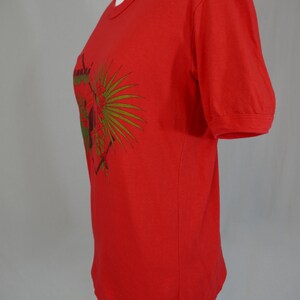 80s Graphic Tee 1985 Panama Toucan T-shirt Red Green Black Vintage 1980s Tourist Top S image 6