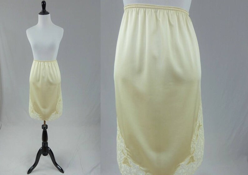 Full Dress Slip 38 Lace Trim 70s Beige Slip Vintage 1970s