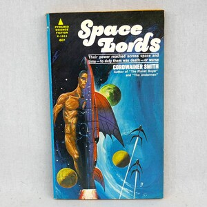 Space Lords (1965) by Cordwainer Smith - wonderful Jack Gaughan cover art - Vintage 1960s Sci Fi Science Fiction Book