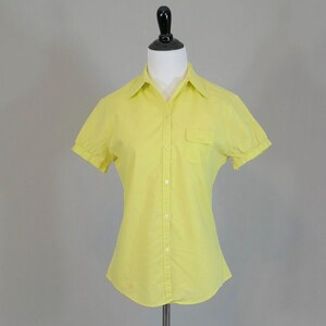 60s Yellow Blouse w/ Little White Dots Button Front Woven Cotton Short Sleeves Vintage 1960s S image 2