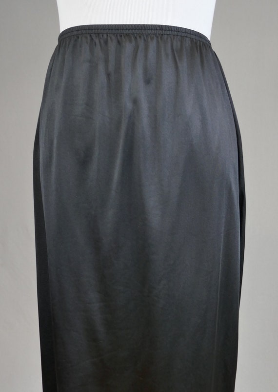 90s Long Skirt Slip - Black Half Skirt Slip - Nyl… - image 4