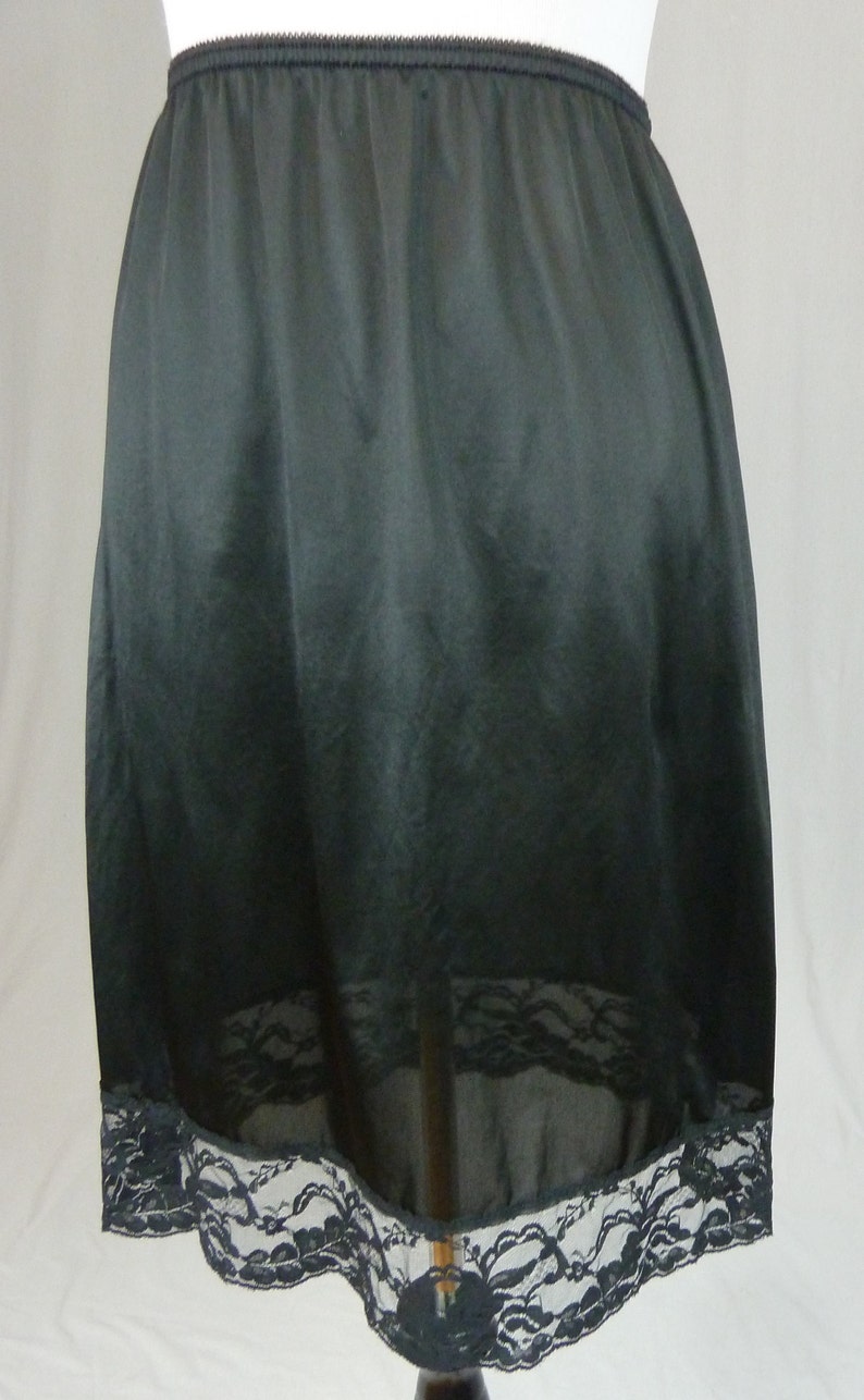 Nylon Skirt Slip Size M Medium 80s 90s Black Half Slip Simple Pleasures Vintage 1980s 1990s Lace Trim Hem