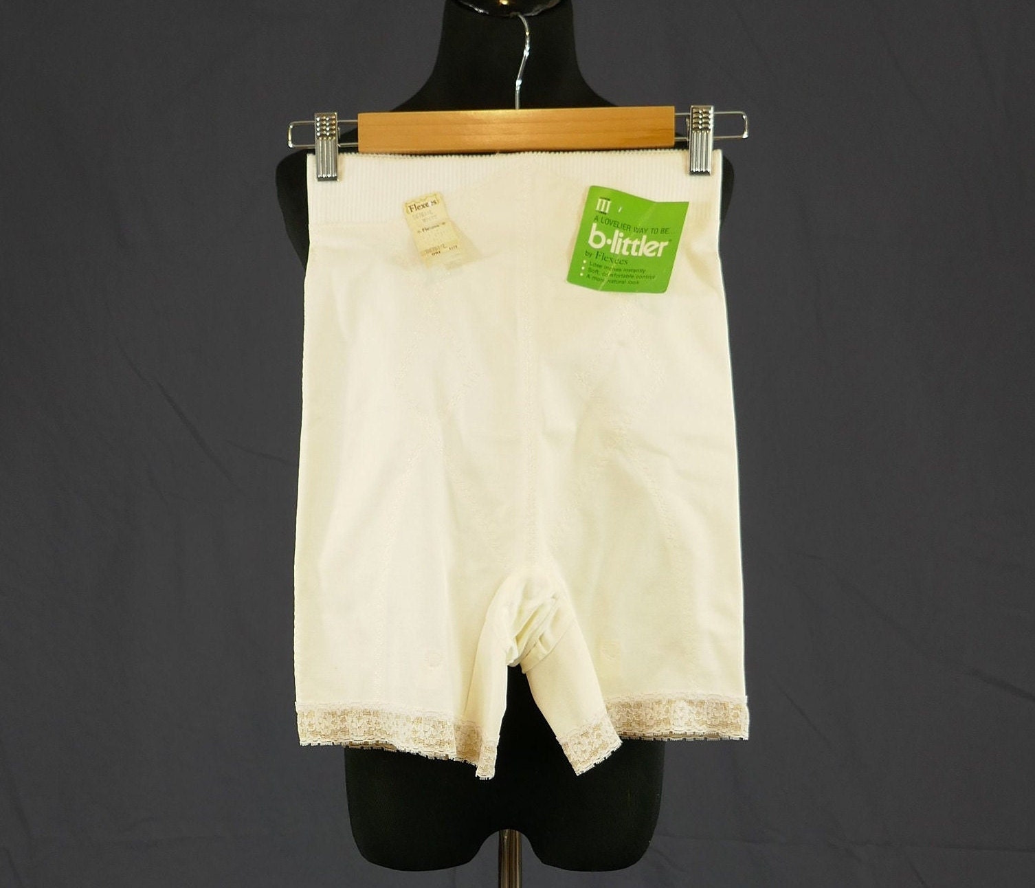 Flexees Women's Gurdle White Size M - $10 New With Tags - From Suzanne