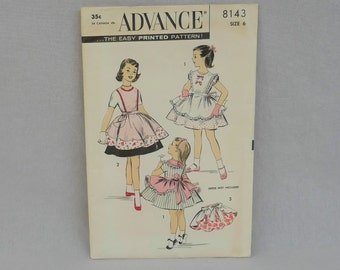 50s Pattern - Little Girl's Aprons, Bib Top - UNCUT Advance 8143 - Girl Size 6 22" waist - Vintage 1950s Sewing Pattern