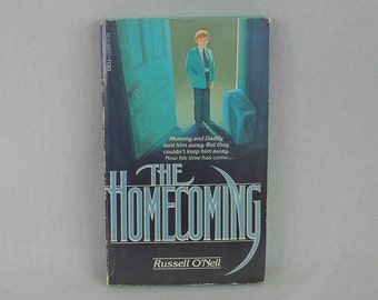 The Homecoming (1980) by Russell O'Neil - Evil child story - Vintage 1980s Horror Novel Book