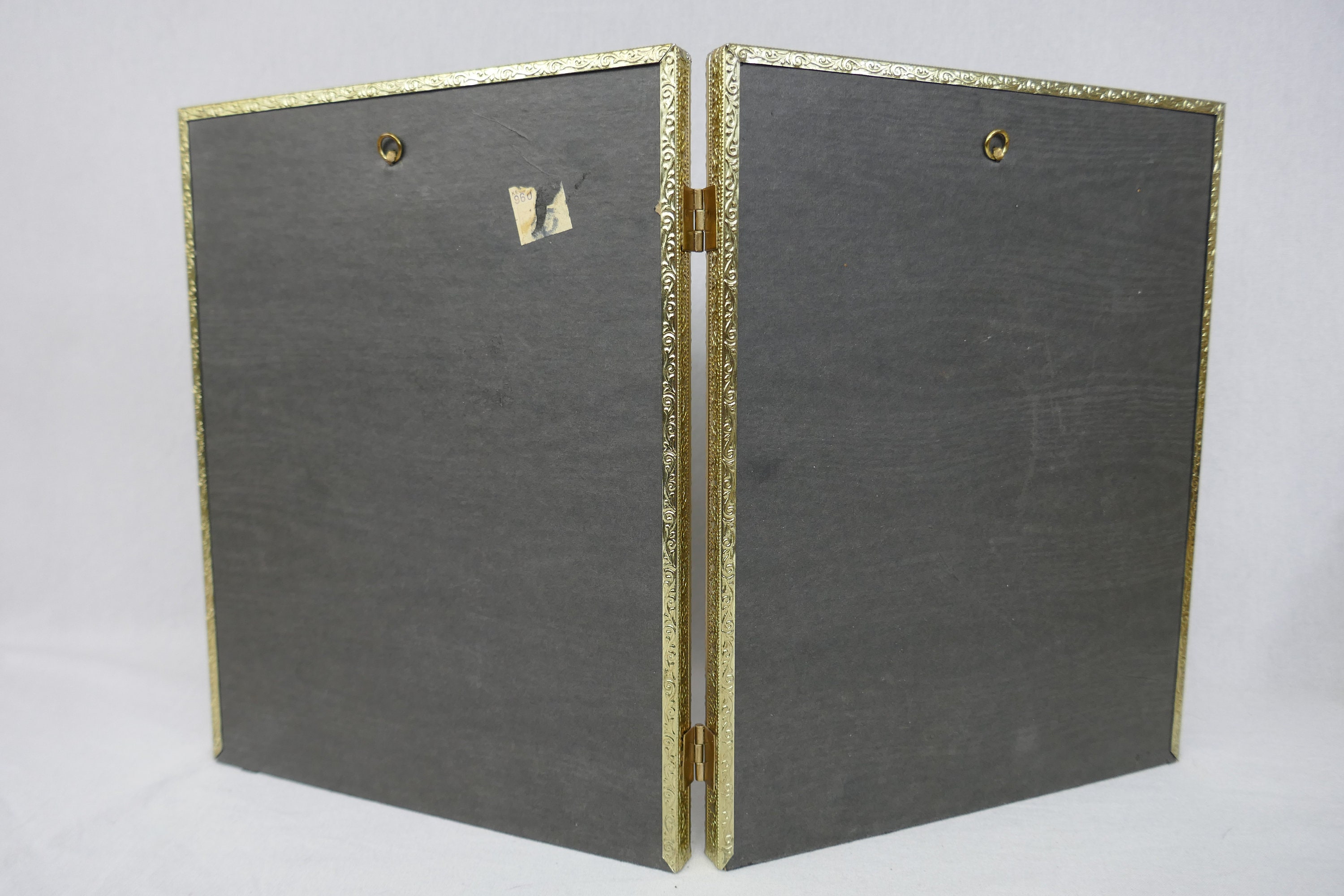 Vintage Hinged Double Picture Frame - Gold Tone Metal W/ Non-glare ...