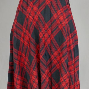 40s 50s Full Plaid Skirt 26 waist Red and Black Pintuck Detail Vintage 1940s 1950s image 2