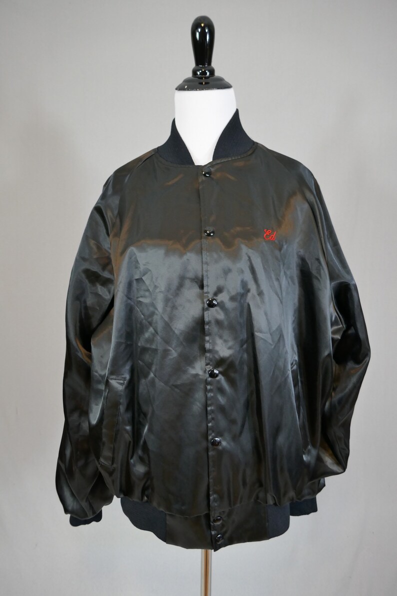 Ed's Vintage Chi-Chi's Satin Bomber Jacket Black with Red Snap Front Coat XL image 6