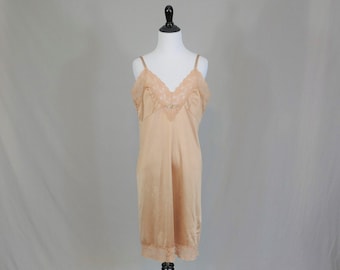 60s 70s Beige Slip - Full Nylon Dress Slip - Vintage 1960s 1970s - Size 38