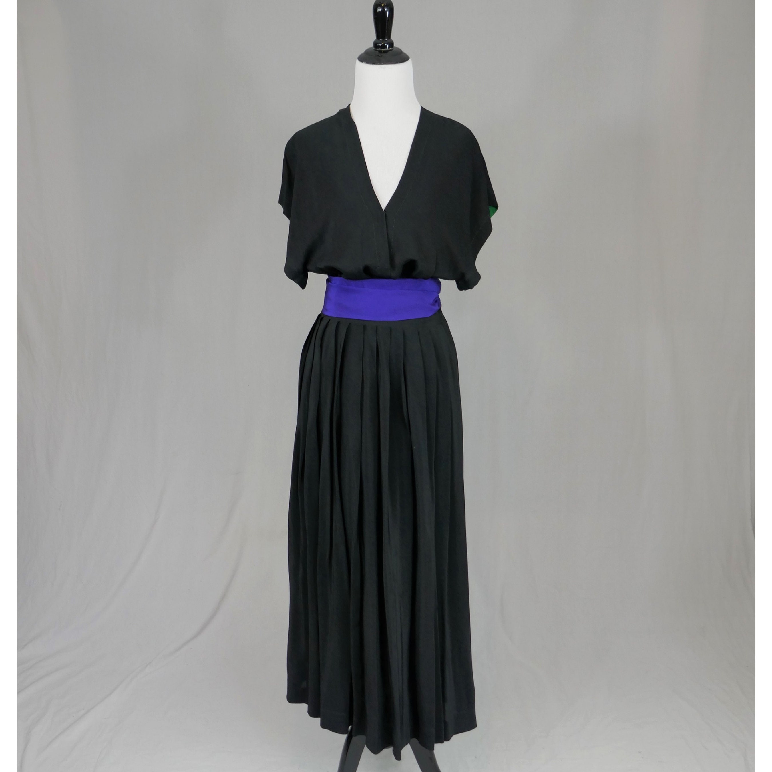 Vintage Issey Miyake Pleats Please Pleated 3-Piece Skirt Ensemble Outfit  Set – Recess