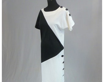 80s Black and White Dress - Geometric Angles - Asymmetric Buttons on One Side - Vintage 1980s - S