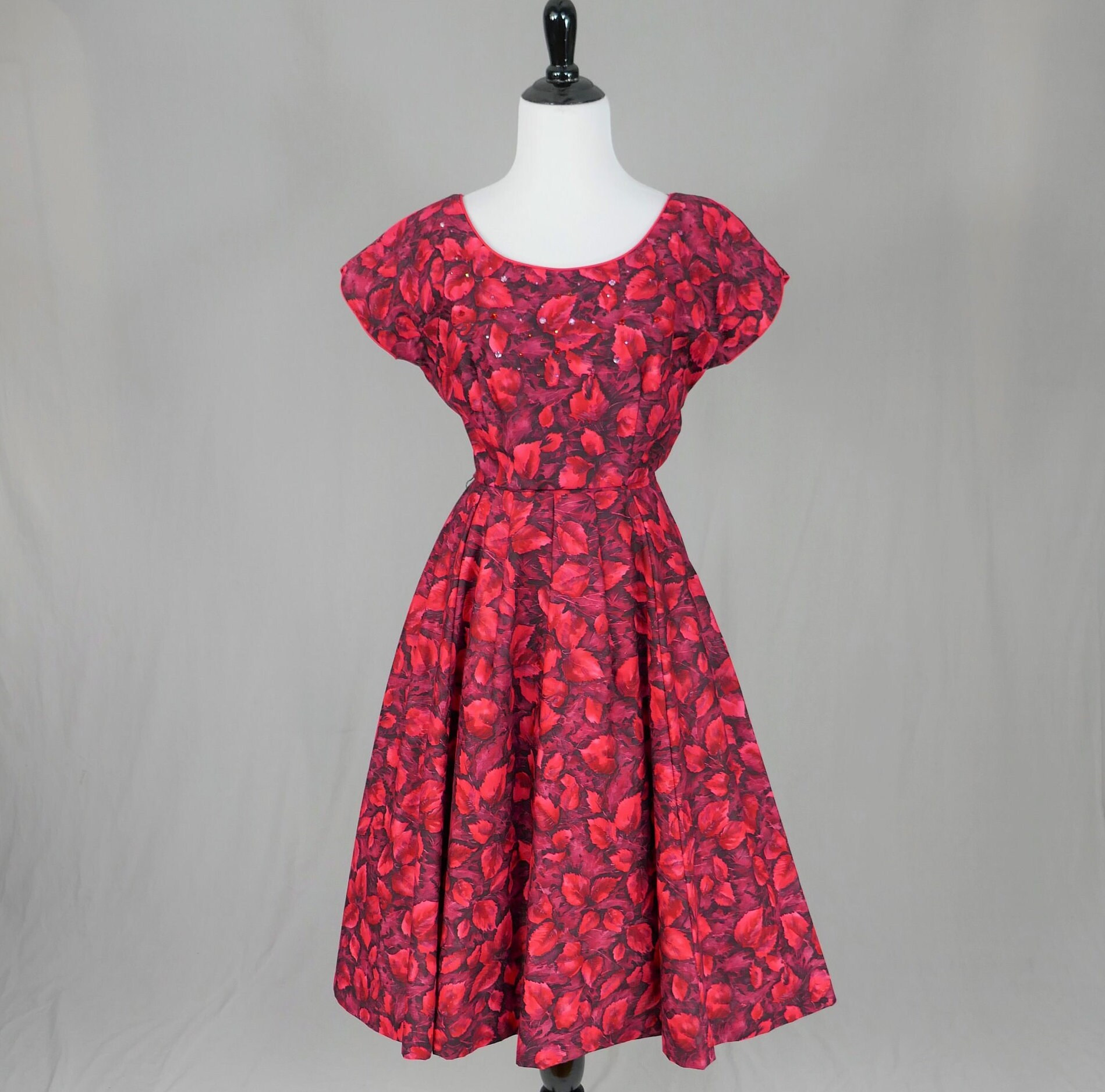 50s Red Leaf Print Dress - Rhinestones - Full Skirt