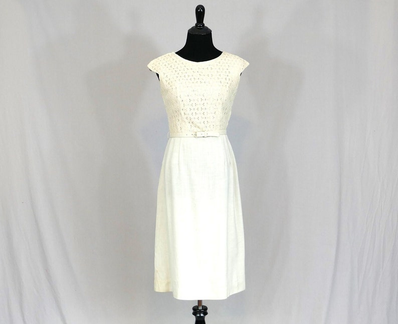 50s 60s Dress Pale Tannish Gray Linen Look w/ Lace Bodice Louisa Alcott Vintage 1950s 1960s M image 1
