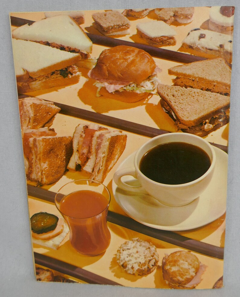 Good Housekeeping's Book of Breads and Sandwiches 1958 Small Pamphlet Mid Century MCM Recipes Illustrations Vintage Cook Book Cookbook image 2