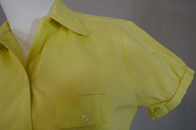 60s Yellow Blouse w/ Little White Dots Button Front Woven Cotton Short Sleeves Vintage 1960s S image 4