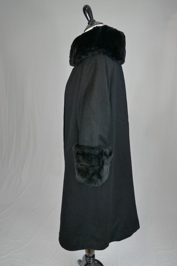 60s Black Coat w/ Faux Fur Collar and Cuffs - Big… - image 5