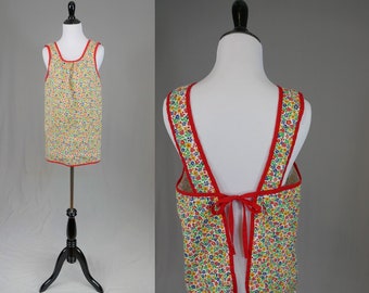 70s Strawberry Print Apron - Red Trim and Flowers - White w/ Red Green Yellow Blue - Apron Tree California - Vintage 1970s