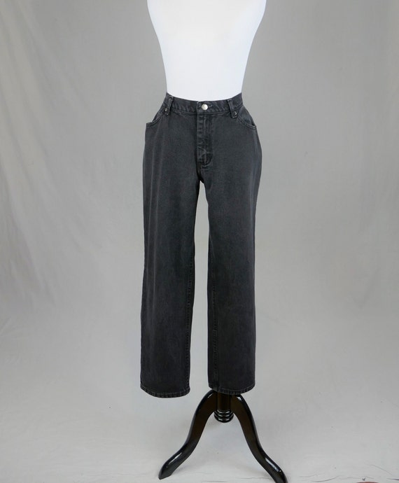 90s Chic Black Jeans - 31" or snug 32" waist - Mid