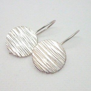 Textured Hammered Disc Earrings 925 Sterling Silver, 16 mm Circle Earrings, hammered jewelry, Gift For Her