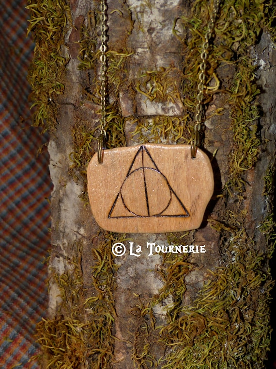 collier homme relique de la mort collier homme relique de la mort