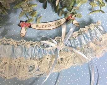 Blue and ivory bridal garter. Bride toss garter.