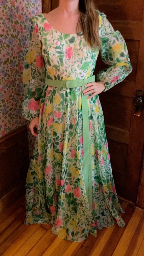 Dreamy 70s Garden Party Dress