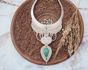 DIVINE FEMININE | Chrysocolla & Moonstone | Crystal Lover | Meaningful Jewelry | Witchy Jewelry | Modern Gypsy | Boho Look