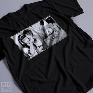 Gore Girl Yelling at a Creepy Cat - Japanese Gore | Horror Manga | Tomie Manga | Gothic Girl | Scary Manga J-Horror Anime Unisex T-shirt