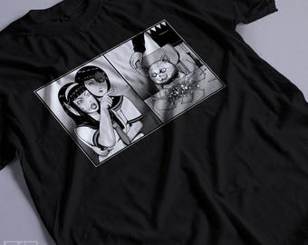Gore Girl Yelling at a Creepy Cat - Japanese Gore | Horror Manga | Tomie Manga | Gothic Girl | Scary Manga J-Horror Anime Unisex T-shirt