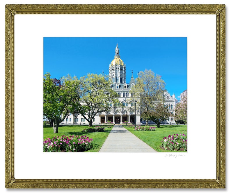 Spring Time Connecticut Springtime Beauty, Connecticut State Capitol Building, Hartford, CT ...