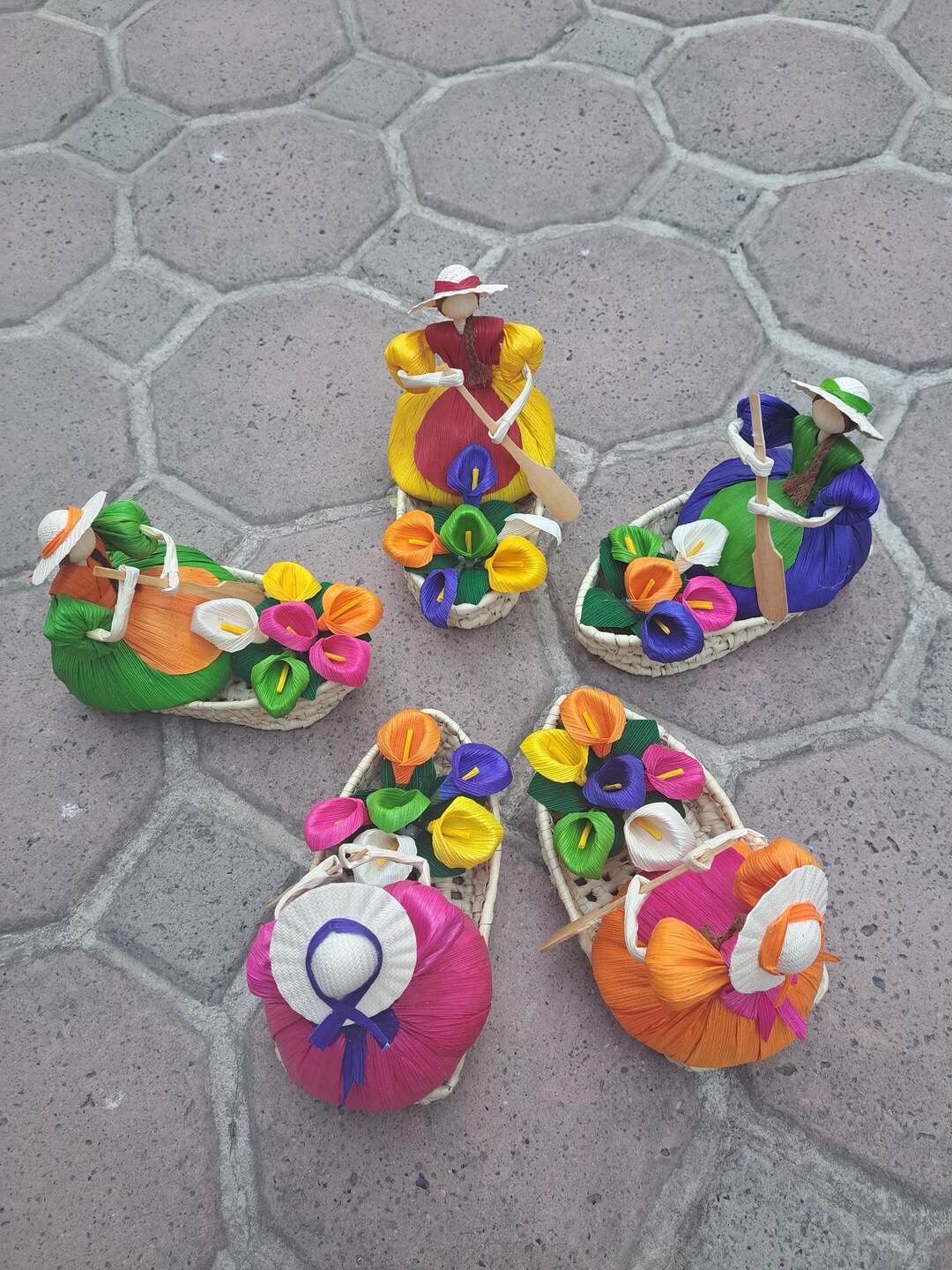 Chalupa Mexican Corn Husk Doll With Palm Leaf Hand Woven Boat Basket Etsy