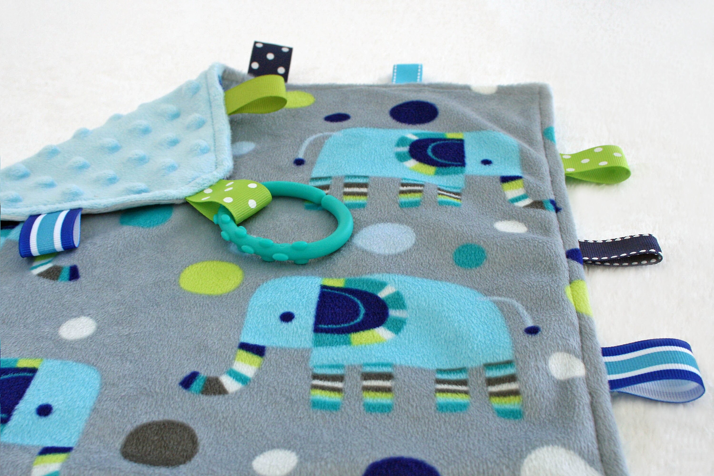 How To Make A Taggie Blanket