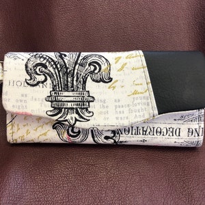 Womens Wallet, Clutch, Handbag Clutch, Wallet, Clutch Purse, Ladies Clutch Wallet, Fabric Wallet, Paris Print Wristlet Clutch