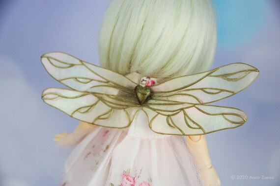 tiny fairy wings
