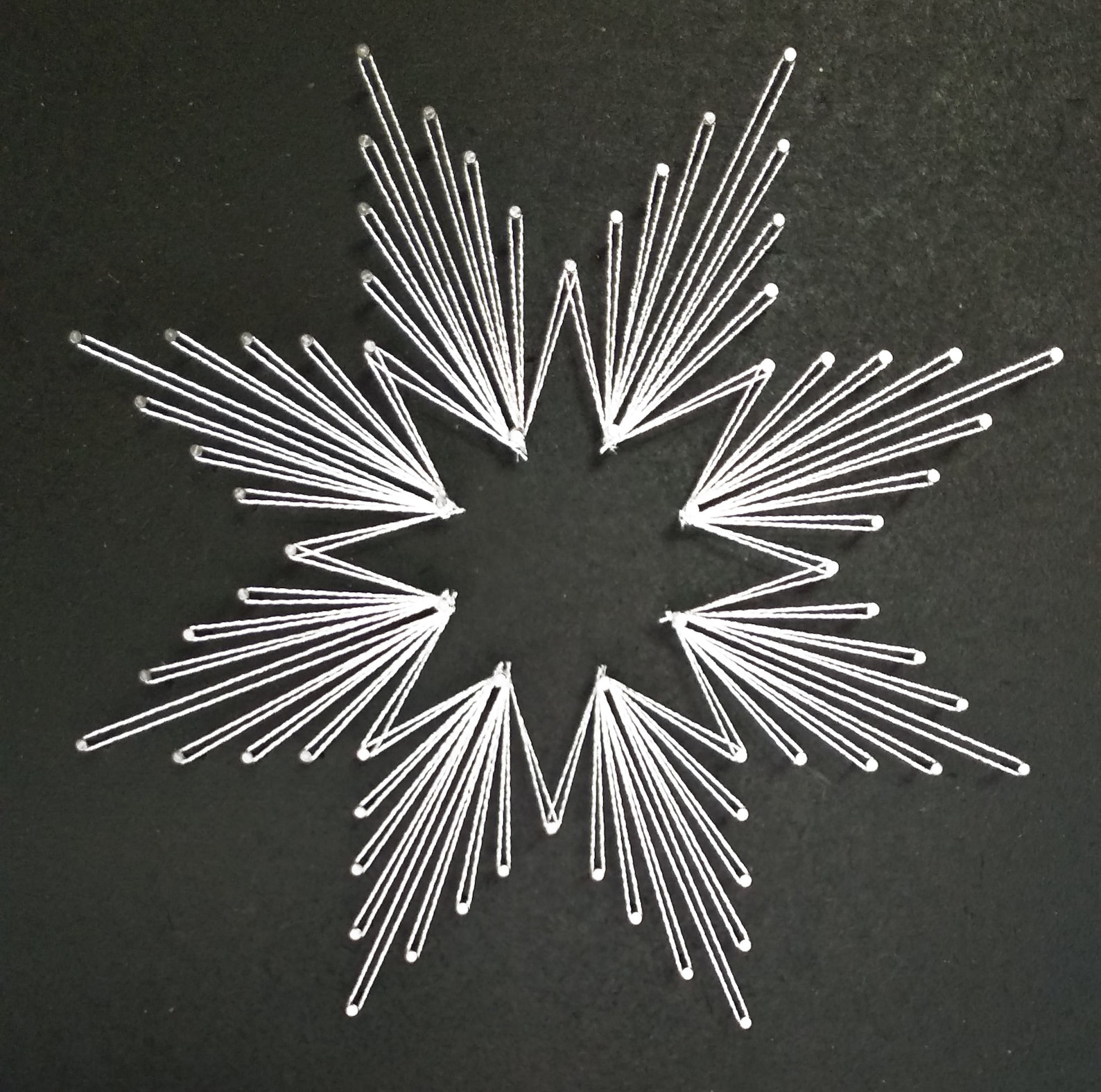 String Art Pattern & Instructions christmas Star 2 String Art Tutorial ...