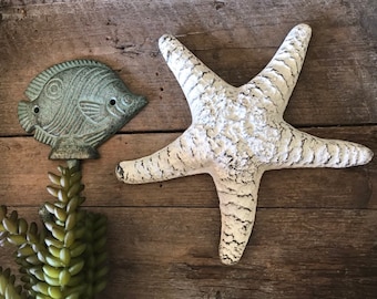 Gran estrella de mar de hierro fundido en acabado de lino crema para decoración del hogar náutico