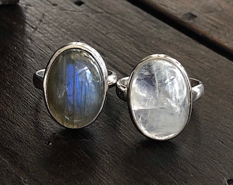 Echo- Labradorite Stone Ring, 925 Stone Ring, Moonstone Ring, Crystal Ring, Crystal Jewelry, Healing Jewelry, Meaningful Jewelry