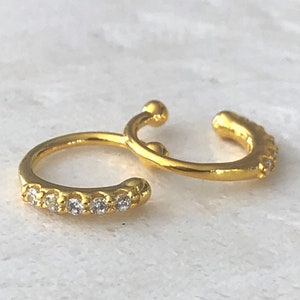Reya - ear cuff, ear cuff no piercing, gold earrings, tiny earrings, gold cuff, sterling silver plated in gold.